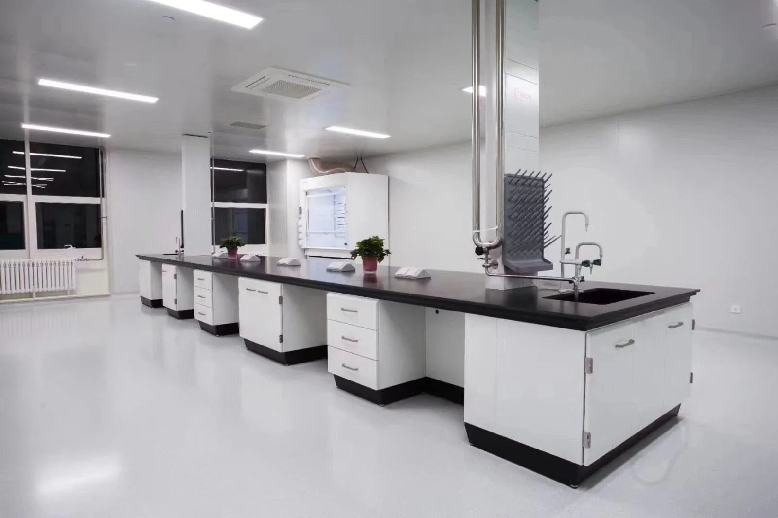 Laboratuvar Sistemleri İle Deney Süreçlerini Optimize Etme